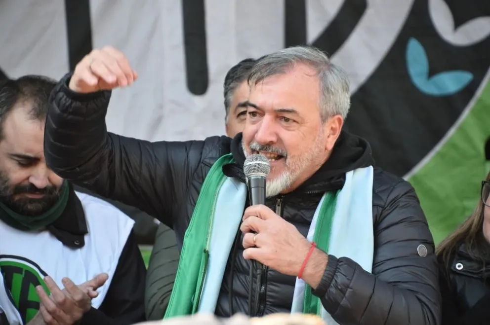 “La sociedad comienza a tomar conciencia que la destrucción del Estado es la destrucción de ella misma, y no de la casta"