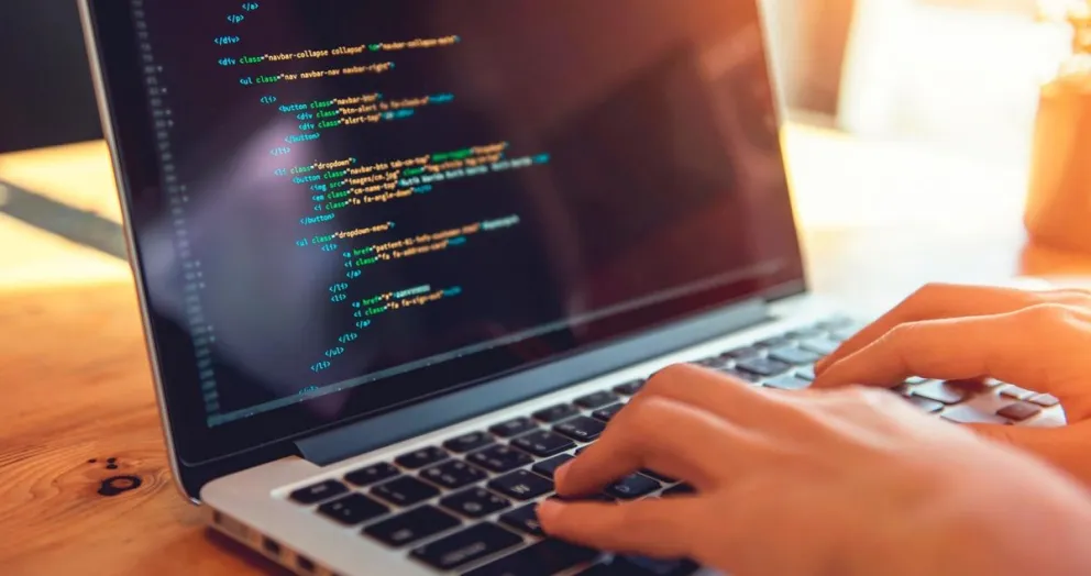 Abren inscripción a curso de programación para adolescentes en el IUPA