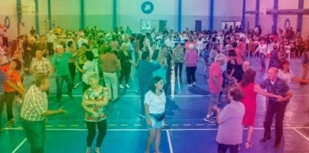 Anunciaron una fiesta para personas mayores en Roca