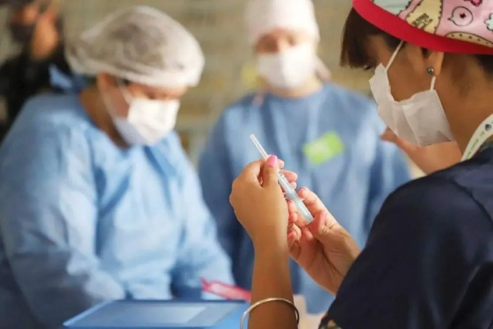 Trabajan en una ley que cobre el servicio de salud a extranjeros en Río Negro