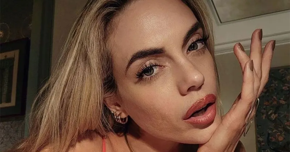 Quién es el reconocido actor con el que estaría de novia Emilia Attias