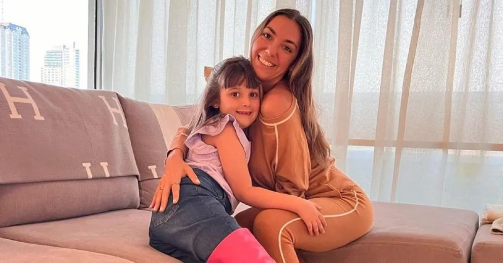 Internaron a Moorea, la hija de 7 años de Floppy Tesouro: los detalles de su salud