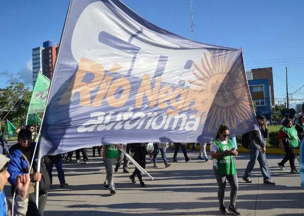 La CTA repudió la imputación de los siete dirigentes rionegrinos que se movilizaron en ruta 6