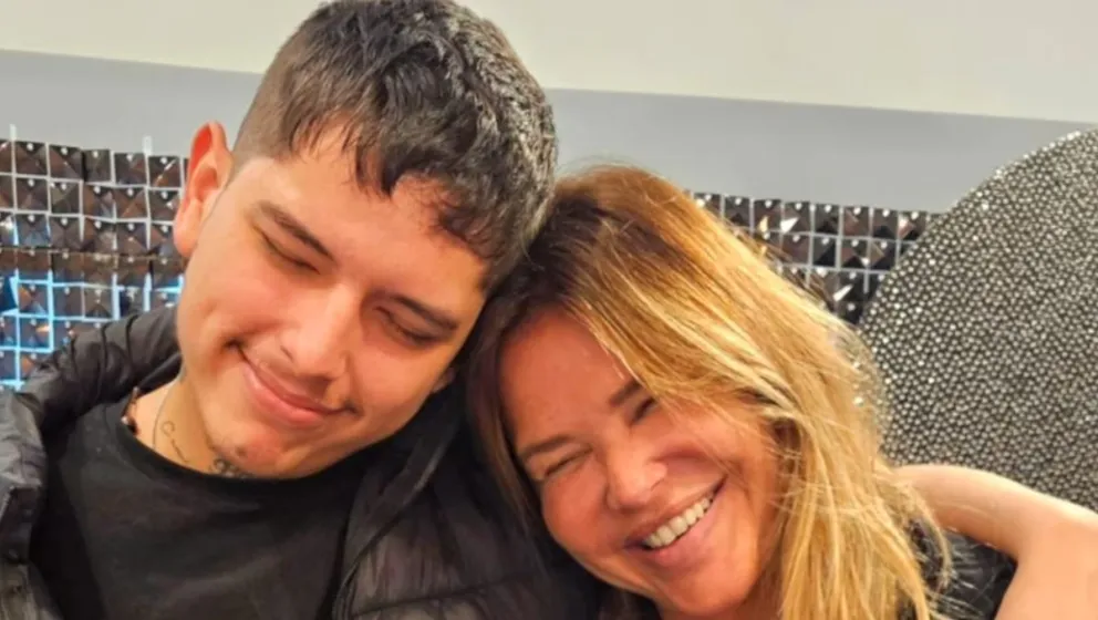 Nazarena Vélez sorprendió a su hijo Chyno Agostini con un cumpleaños especial