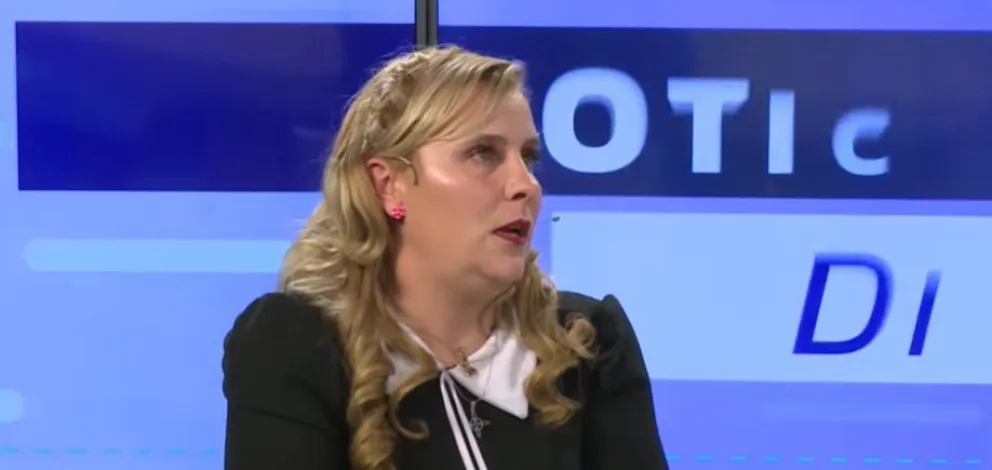 Gabriela Prokopiw, abogada querellante en la denuncia contra un médico roquense. Foto (Canal 10).