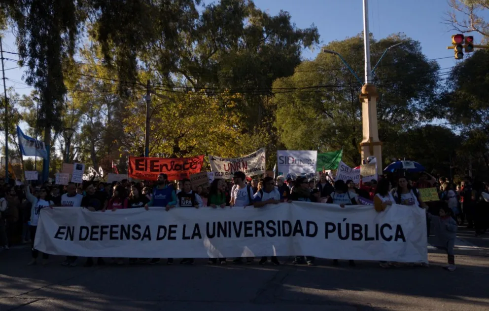Paro de 72 horas ante la crisis presupuestaria en la UNCo 