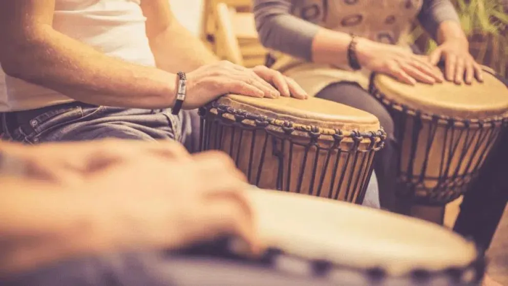 Taller de Musicoterapia: ¿de qué se trata esta propuesta destinada a personas mayores?