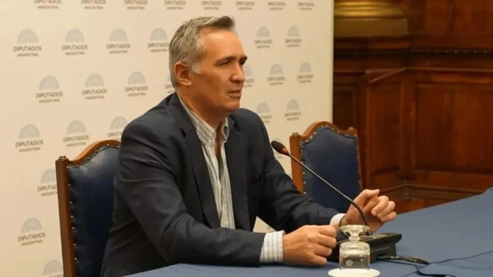 Renuncia de Sánchez, el secretario de Culto: conoce el motivo
