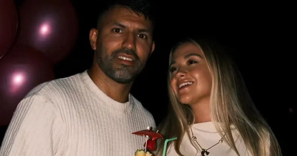 Las fotos del cumpleaños de Sofía Calzetti, la novia del Kun Agüero, a días de ser mamá