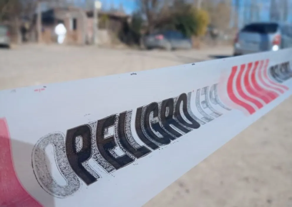 Femicidio en Mainqué: quién era el sujeto detenido con un cuchillo ensangrentado