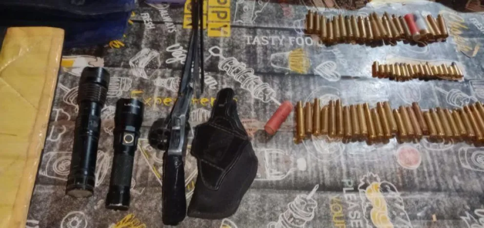 Megaoperativo policial: siete personas detenidas, con secuestro de armas y vehículos