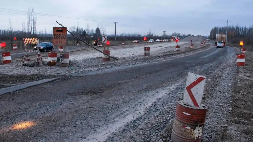 Vuelco del camión y el mal estado de las rutas: habrá reunión entre varios municipios para tomar medidas