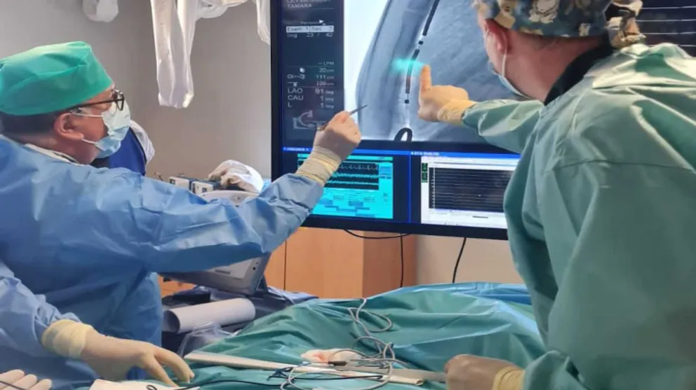 Cardiólogos suspenden la colocación de stents y las angioplastias programadas por 48hs