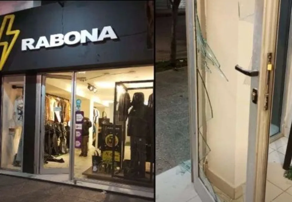 Destruyeron la puerta de un local en Roca y se llevaron prendas de vestir