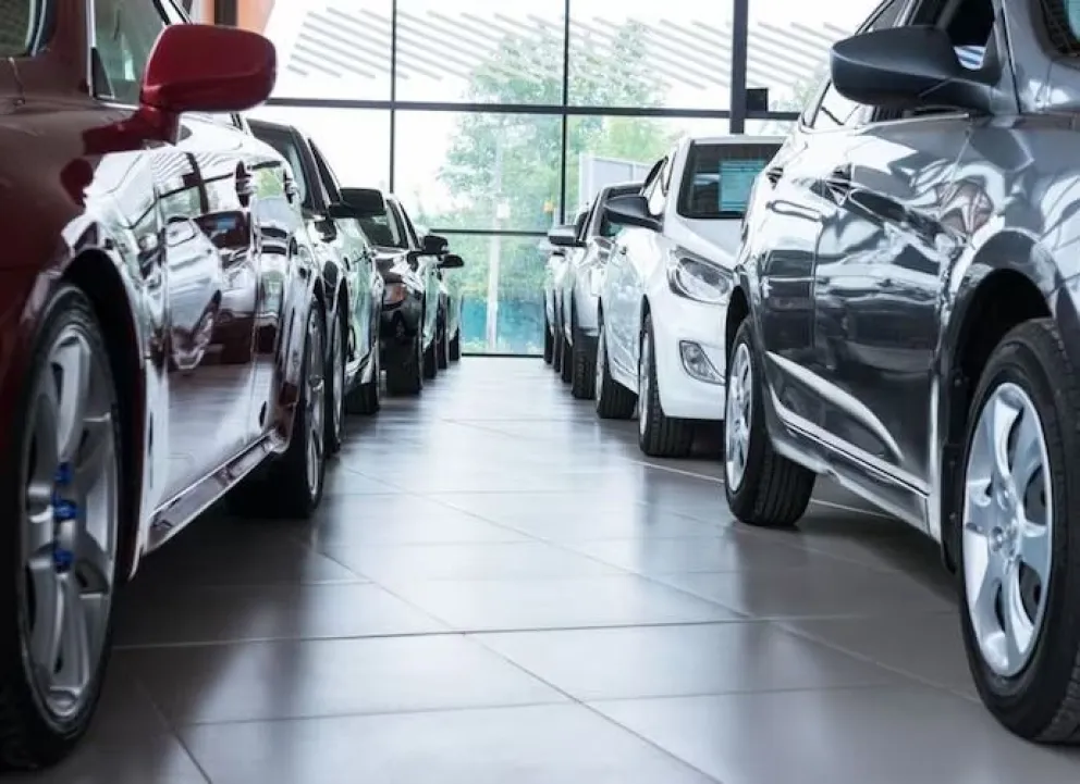 El Gobierno avanzó en la rebaja impositiva en la compra venta de automóviles