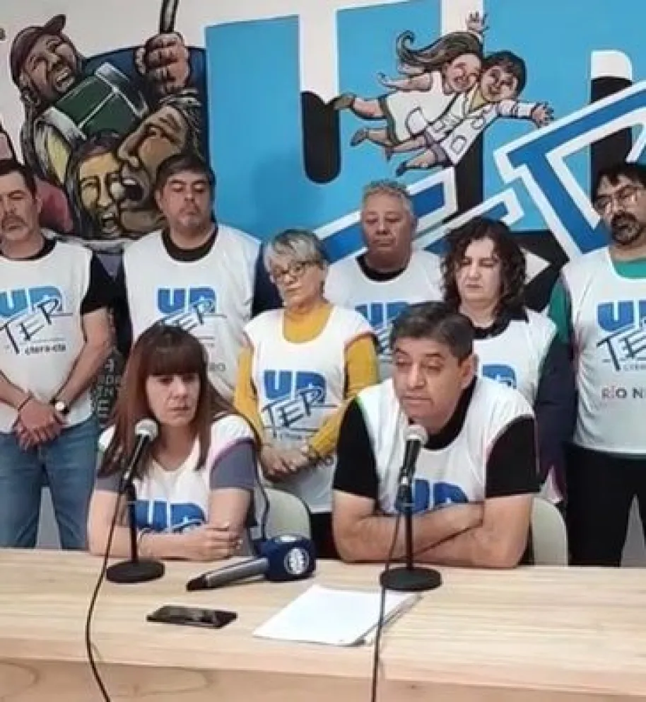 Unter anunció en conferencia de prensa un congreso extraordinario y adelantaron que van a resistir los cambios. Foto (ANR).