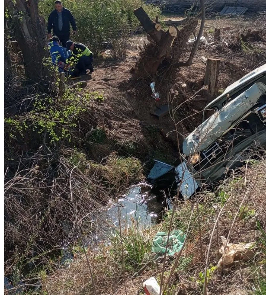 El siniestro ocurrió en la Ruta 65 a pocos metros del cruce con Félix Heredia. Un hombre mayor está internado. Foto (Gentileza).