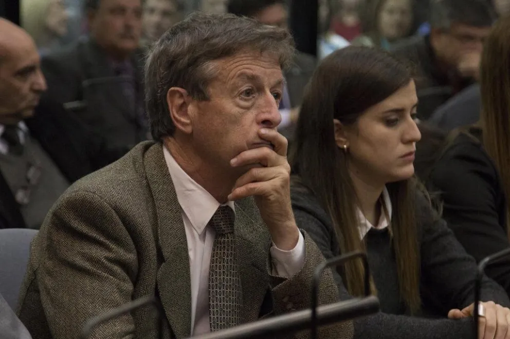 Se entregó Rubén Santos, ex jefe de la Policía Federal durante el 2001