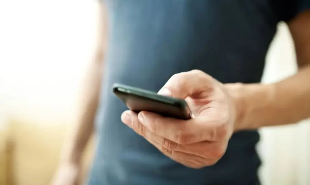 Vendía drogas por internet y lo atraparon con un agente encubierto