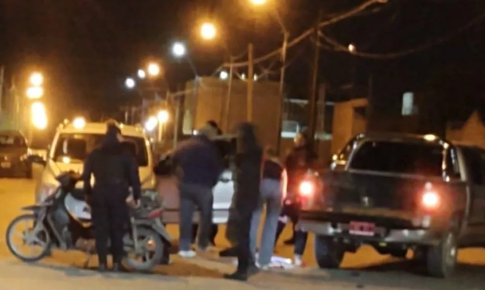 Una esquina muy complicada como Damas Patricias y Tucumán fue escenario de un nuevo choque. Foto (Gentileza).