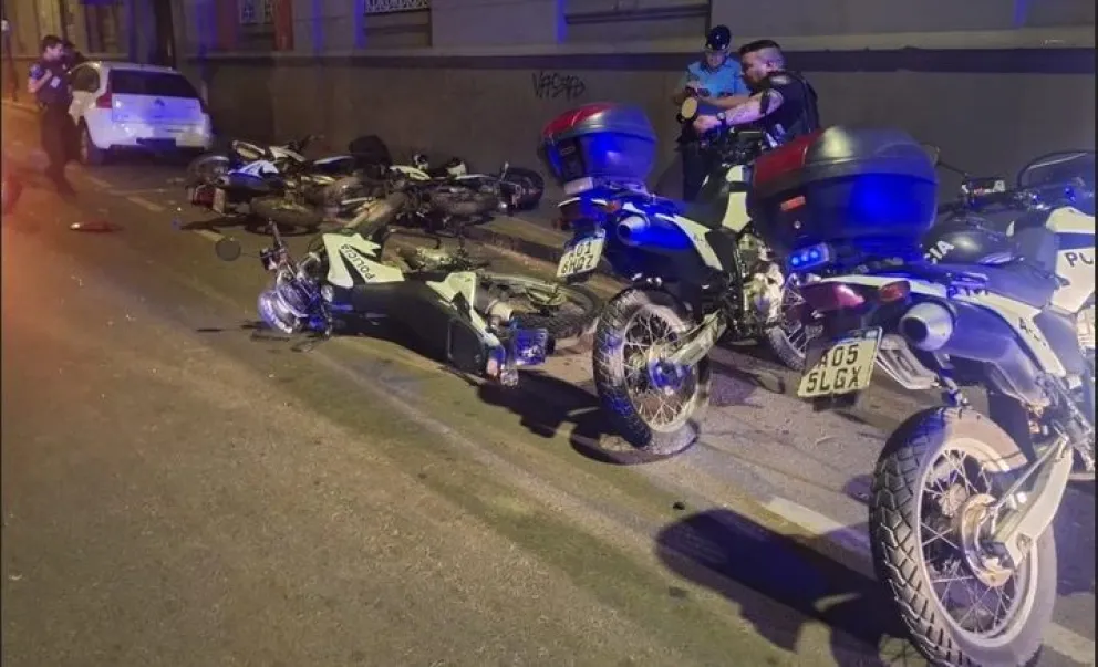 Manejaba borracho y chocó a cuatro policías que estaban patrullando