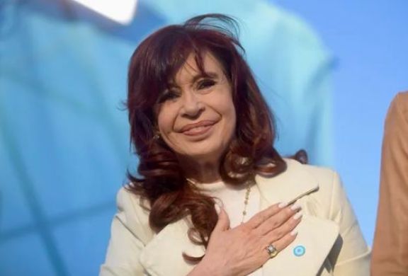 Cristina Kirchner confirmó que será candidata para presidir el PJ: "Estoy dispuesta a aceptar el desafío"