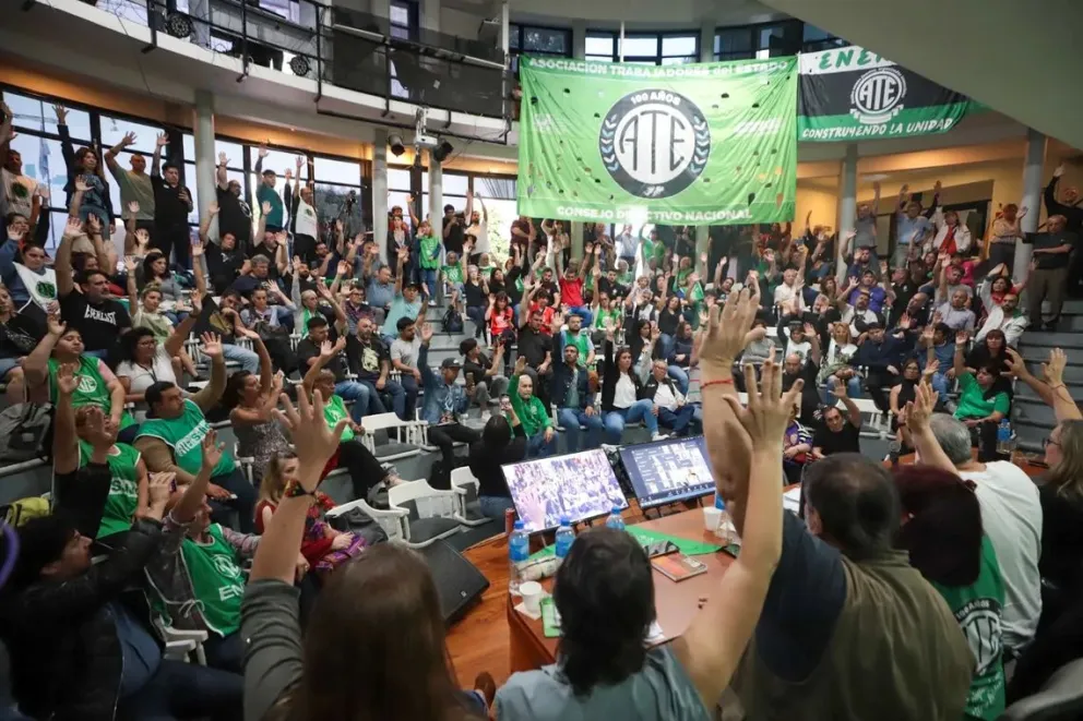 ATE anunció un paro de 36 horas y movilización