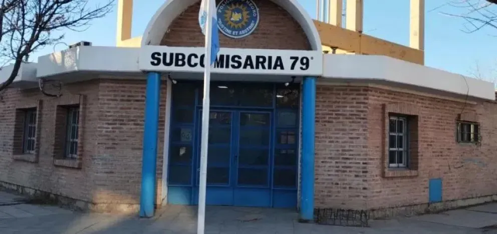 Uno de los cuatro fugados de la subcomisaría se entregó a la policía