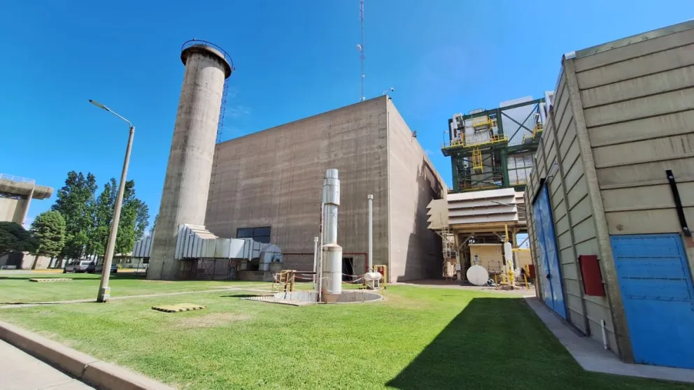 Una parada técnica en la Central Térmica Alto Valle sirvió para conocer su historia