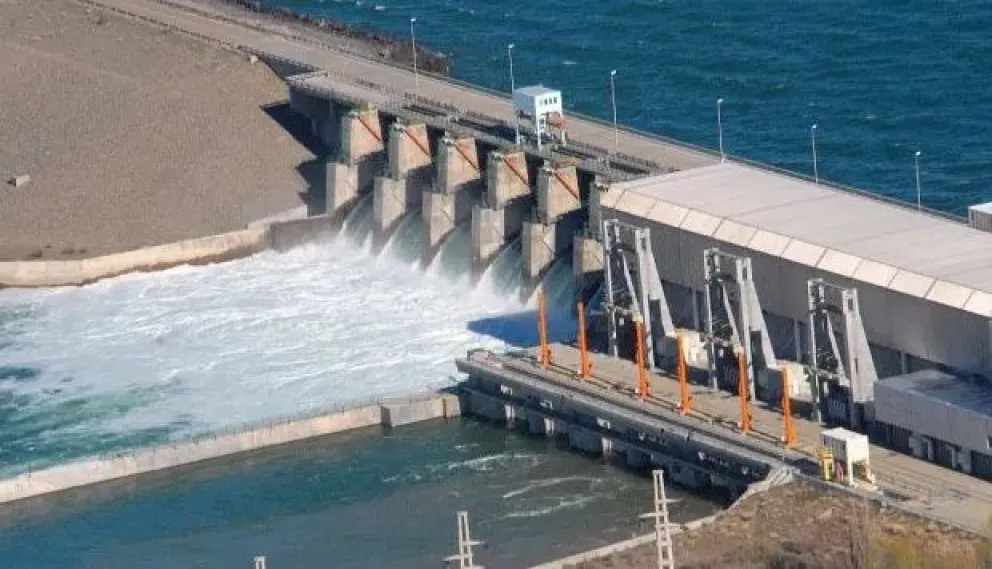 Proponen limitar la privatización de represas patagónicas al 50% 