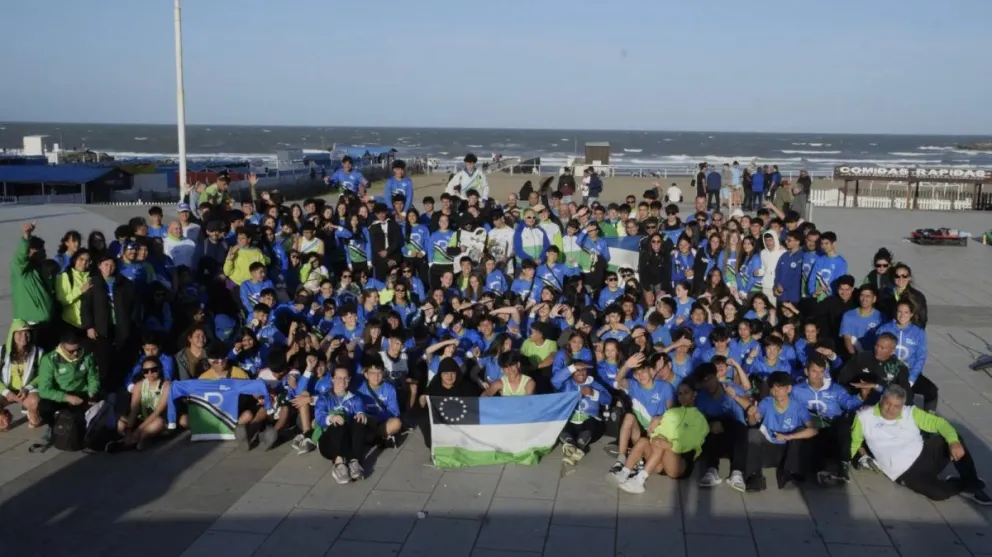 Son 300 deportistas que representarán a Río Negro en Mar del Plata. 