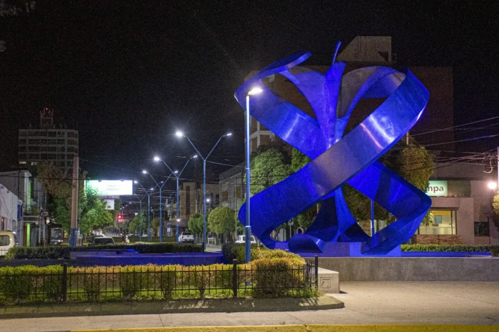 Iluminarán de azul los monumentos y el Concejo Deliberante esta noche: cuál es la razón?
