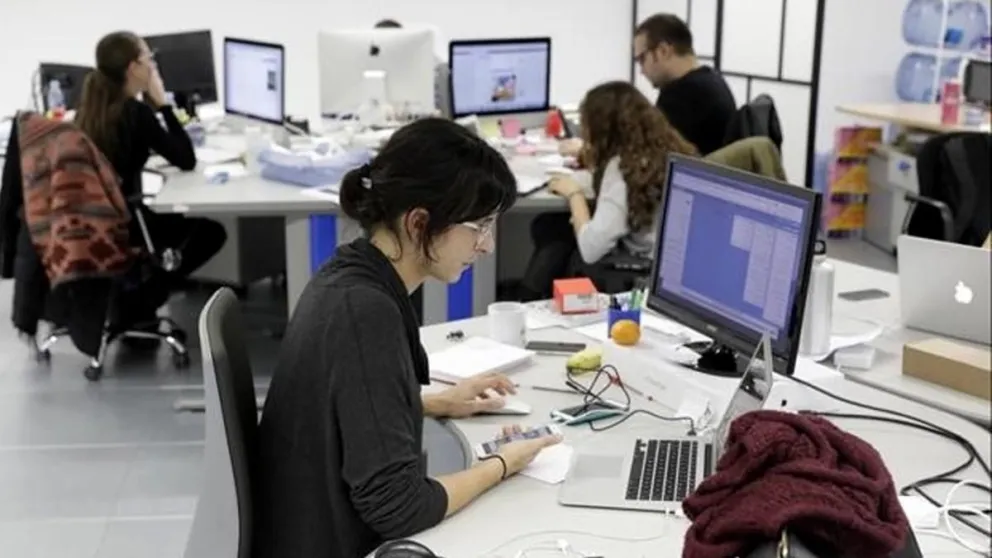 Aumento para empleados de la Administración Pública Nacional: de cuánto es el incremento