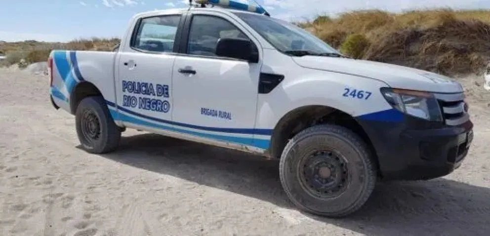 Circulaba en una camioneta y tenía prohibición judicial para manejar, en un control lo detuvieron
