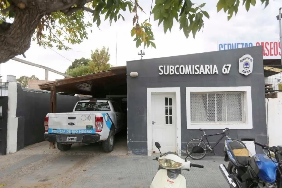 Violencia de género: una mujer policía denunció que su pareja la golpeó y encerró