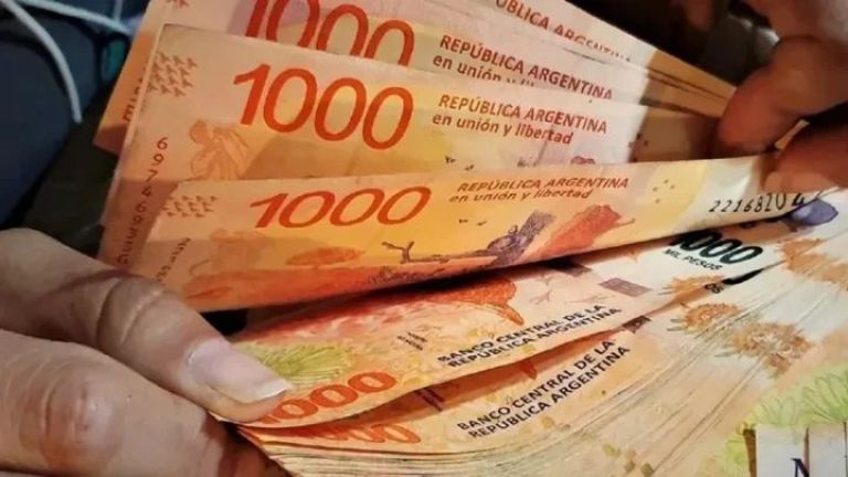 Diciembre con aumentos: suben la luz, el gas y el impuesto a los combustibles