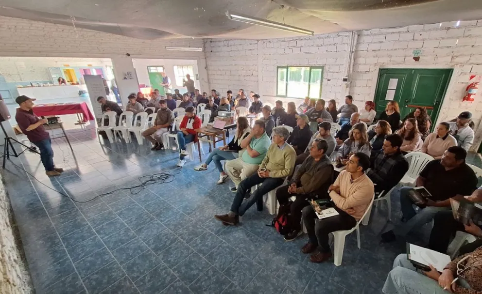 Encuentro ganadero en Maquinchao: se analizó el manejo de pastizales y bonos de carbono