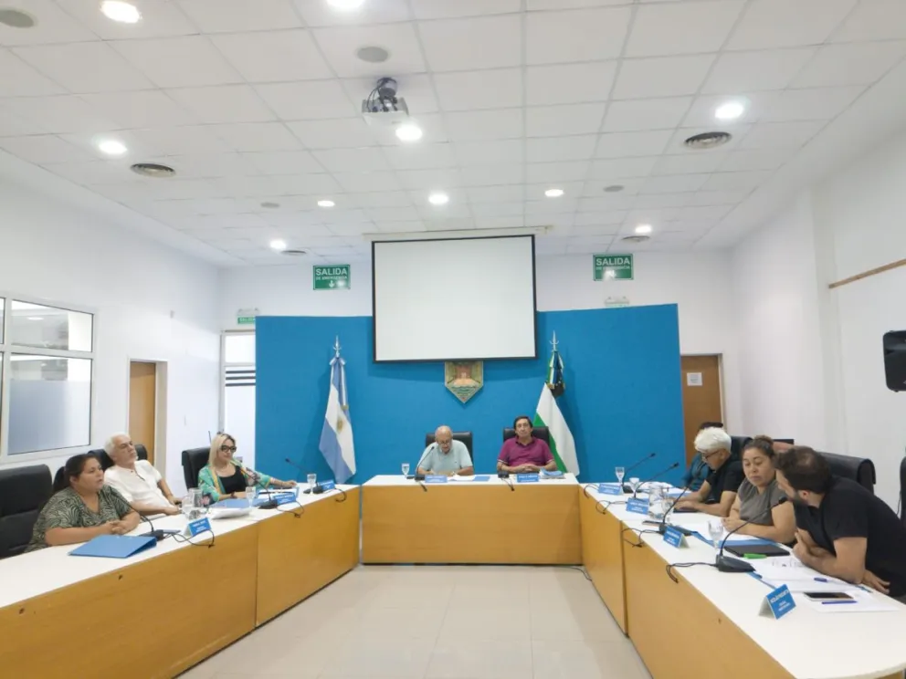 El Presupuesto 2025 se aprobó por unanimidad en sesión extraordinaria. Asciende a 77.258.596.725. Foto (ANR).