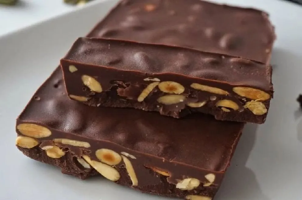 Paso a paso para hacer un turrón de maní con chocolate, ¡riquísimo!