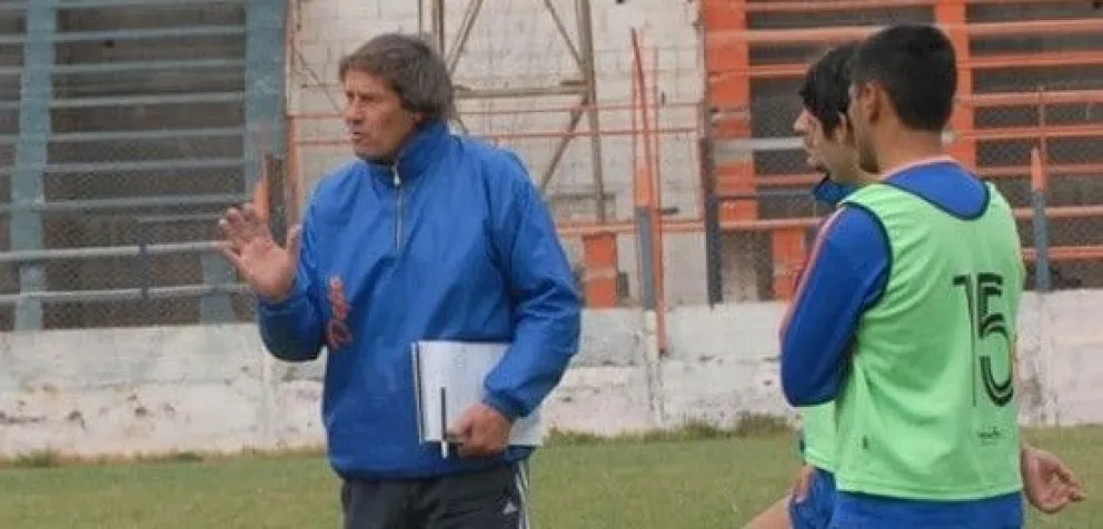"Fue un gran figura en la historia futbolística del 'Naranja', primero como jugador y luego fue técnico". (Foto: gentileza Deportivo Roca). 