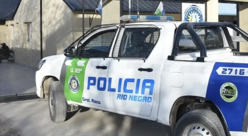 Con fines de hacer cesar la conducta agresiva del sujeto, los efectivos procedieron a aprehenderlo y trasladarlo a la Unidad 69. (Foto: gentileza).