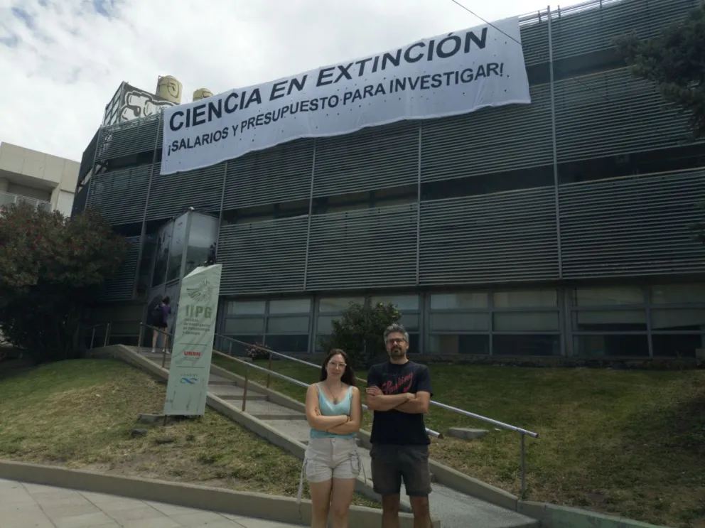 Epígrafe: En el Alto Valle, se desempeñan alrededor de 100 trabajadores entre los tres institutos. (Fotos ANRoca)