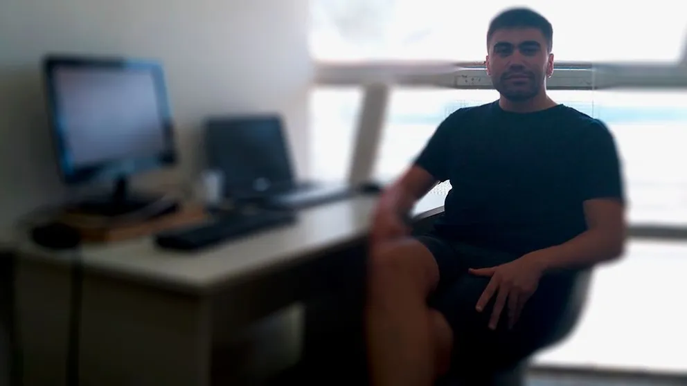 Rodrigo Suárez, becario del CONICET y miembro del Instituto de Investigación en Paleobiología y Geología (IIPG) en General Roca. Foto gentileza científico.