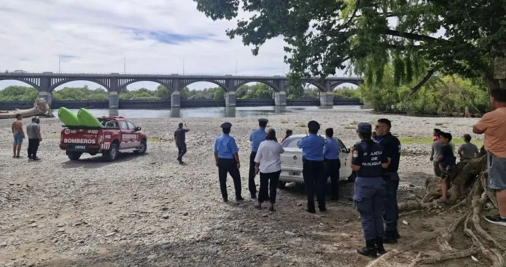 Perdió estabilidad y fue arrastrado por la fuerte corriente. (Foto Cipo360)