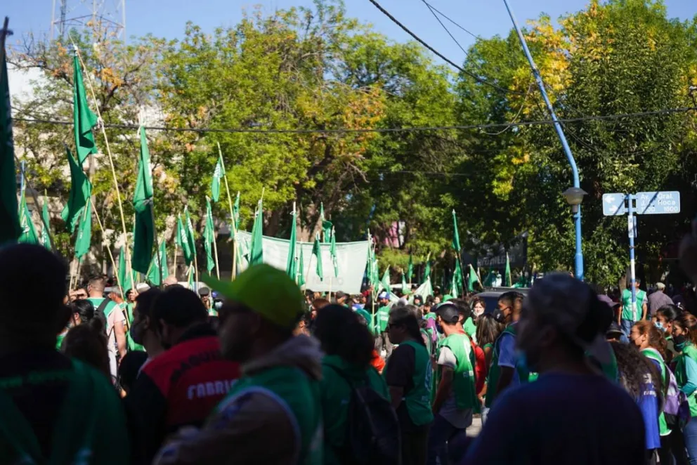 La jornada fue definida en el plenario de secretarios generales realizado la semana pasada. (Foto gentileza)