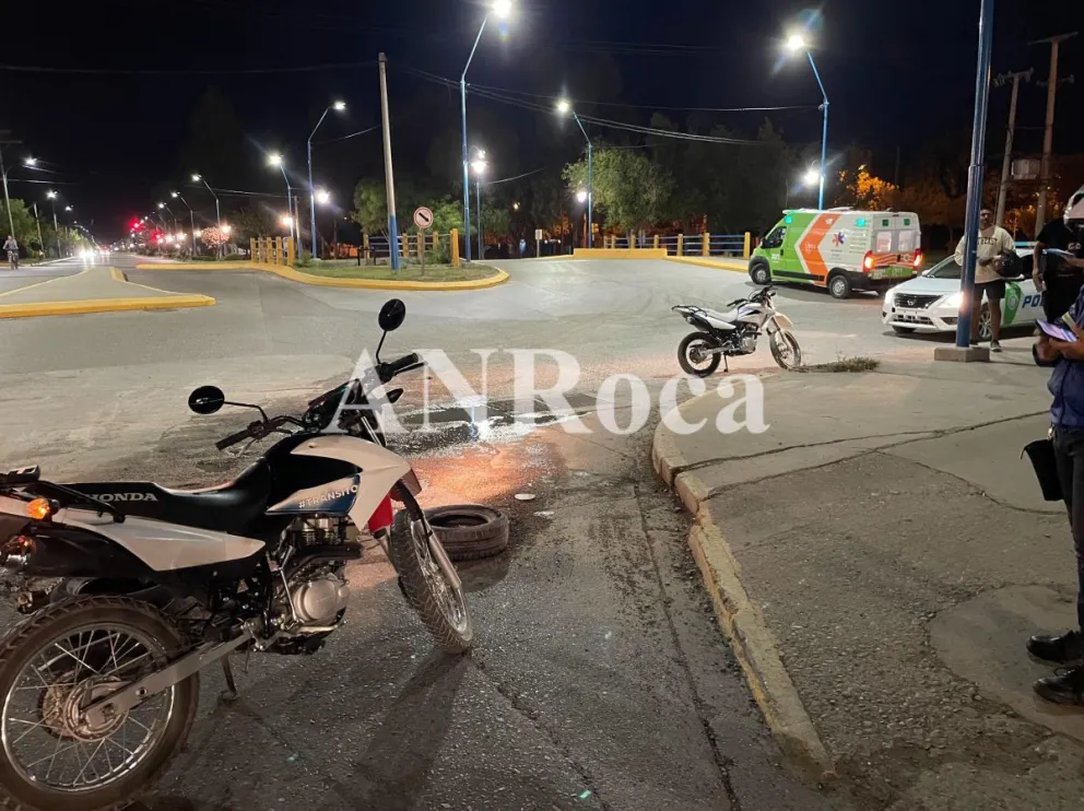 "Ya repararon la pequeña pérdida de agua", afirmó el Subgerente Regional de Aguas Rionegrinas. (Fotos: ANRoca).