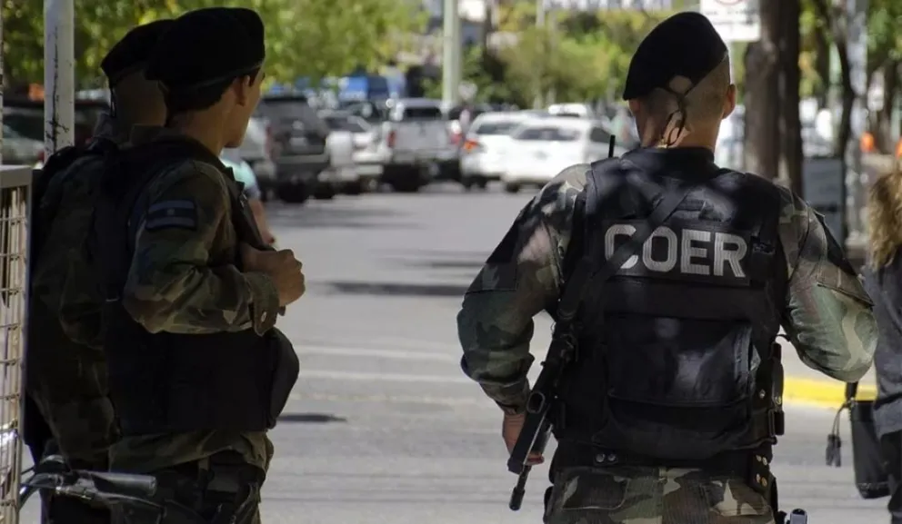 Fueron aprehendidos en las calles El Cauquén y Brown. (Foto: gentileza).