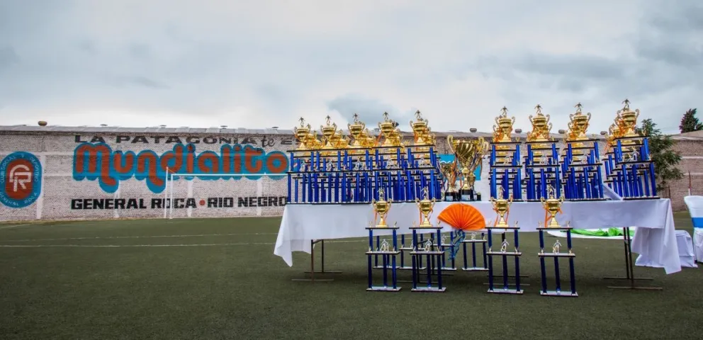 Argentinos del Norte fue el ganador de la edición N°36 del Mundialito. Venció en una final muy emotiva 2-1 a Deportivo Roca. (Foto: gentileza Club Social y Deportivo General Roca).