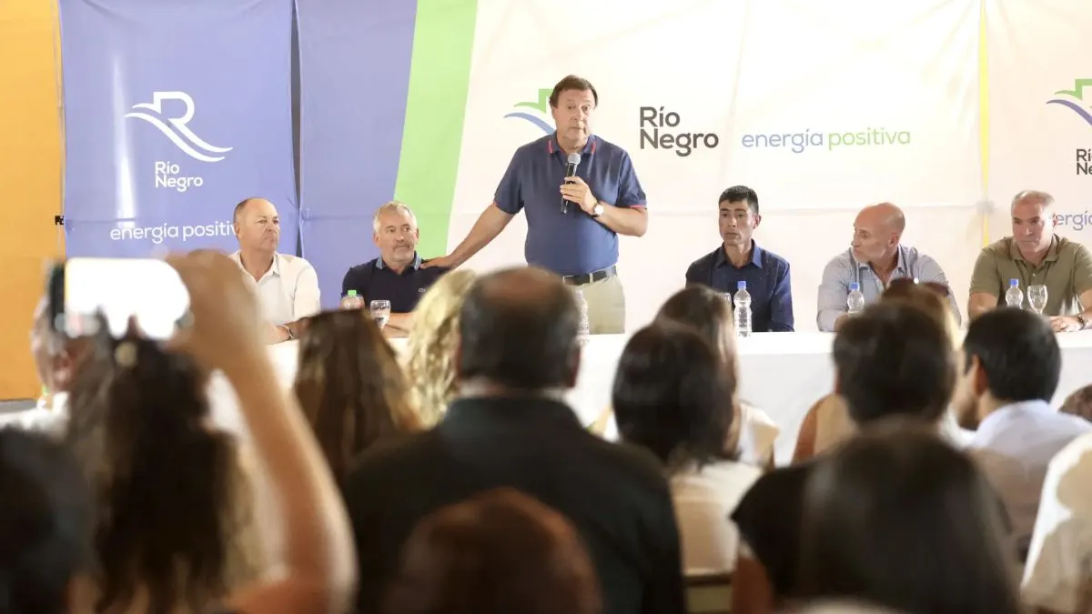 Firmaron contratos para la repavimentación de las rutas 6 y 8: "Era una ...