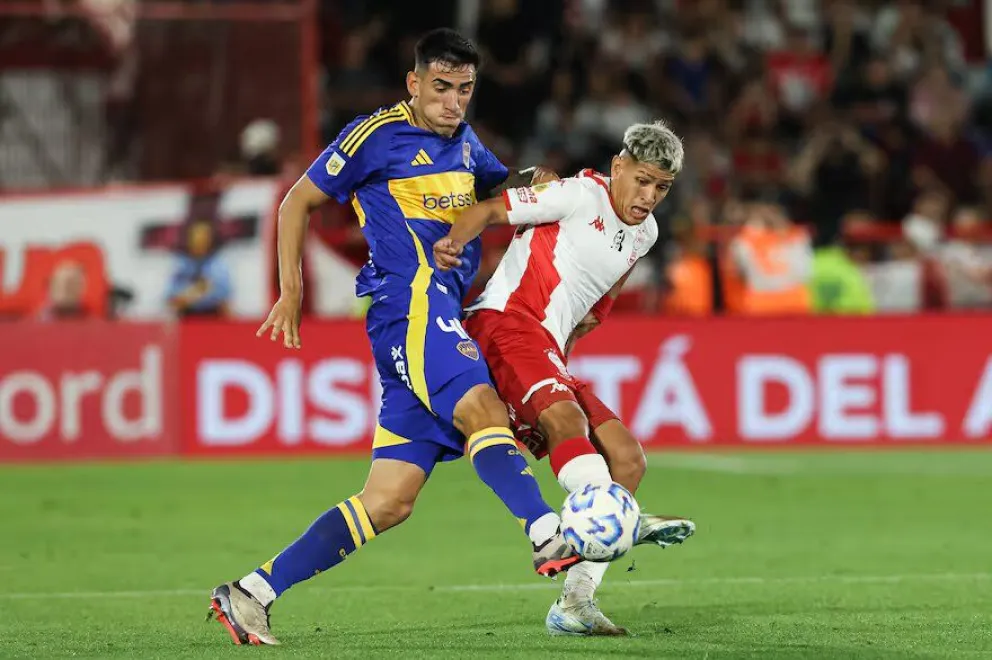 Partido de la tercera fecha del Torneo Apertura 2025.